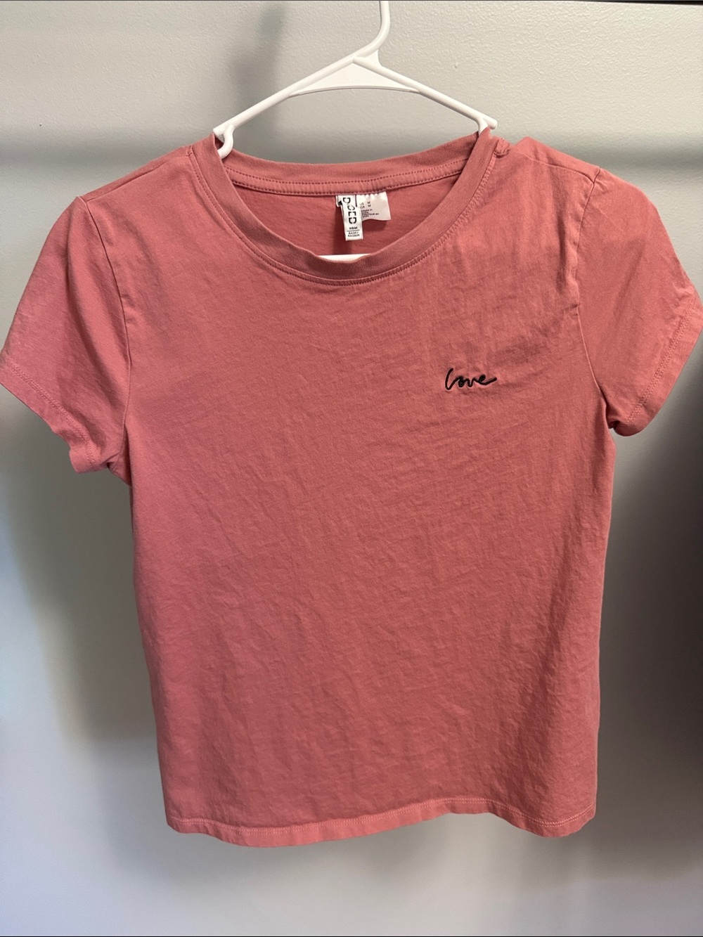 H&M Pink 'Love' Short Sleeve Crewneck Tee